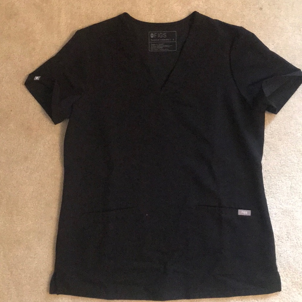 Figs Casma scrub top